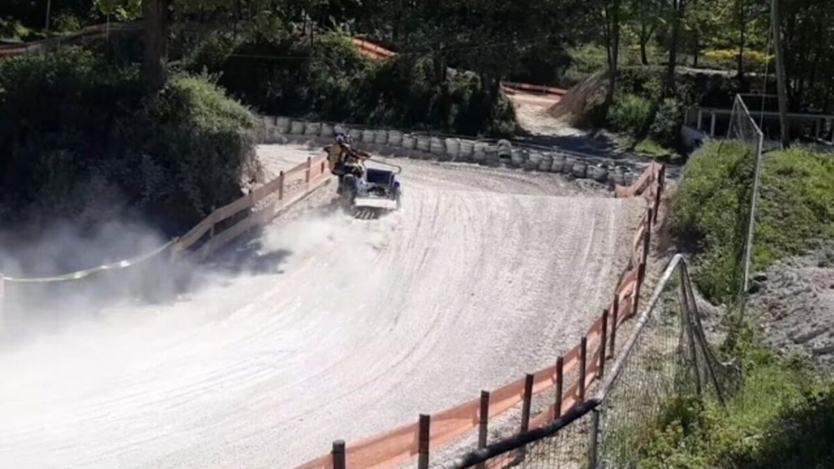 Davy Sanders ja Jonnhy Badaire Fresne-lès-Reimsi rajal harjutamas 30. mai 2021