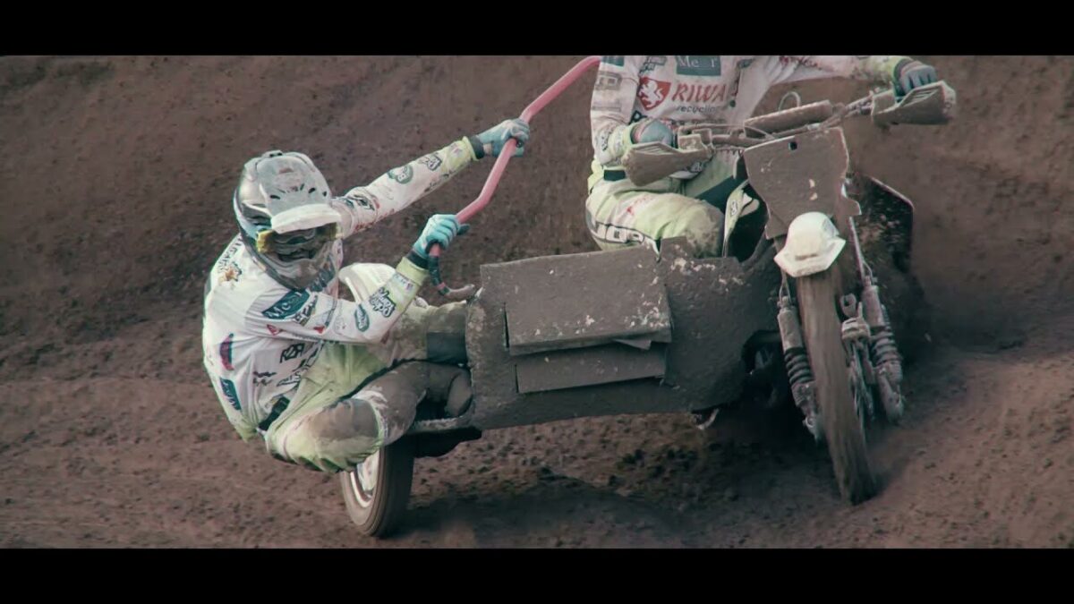 Külgvankrite motokrossi 2021 MM Kramolini etapi õrritusvideo